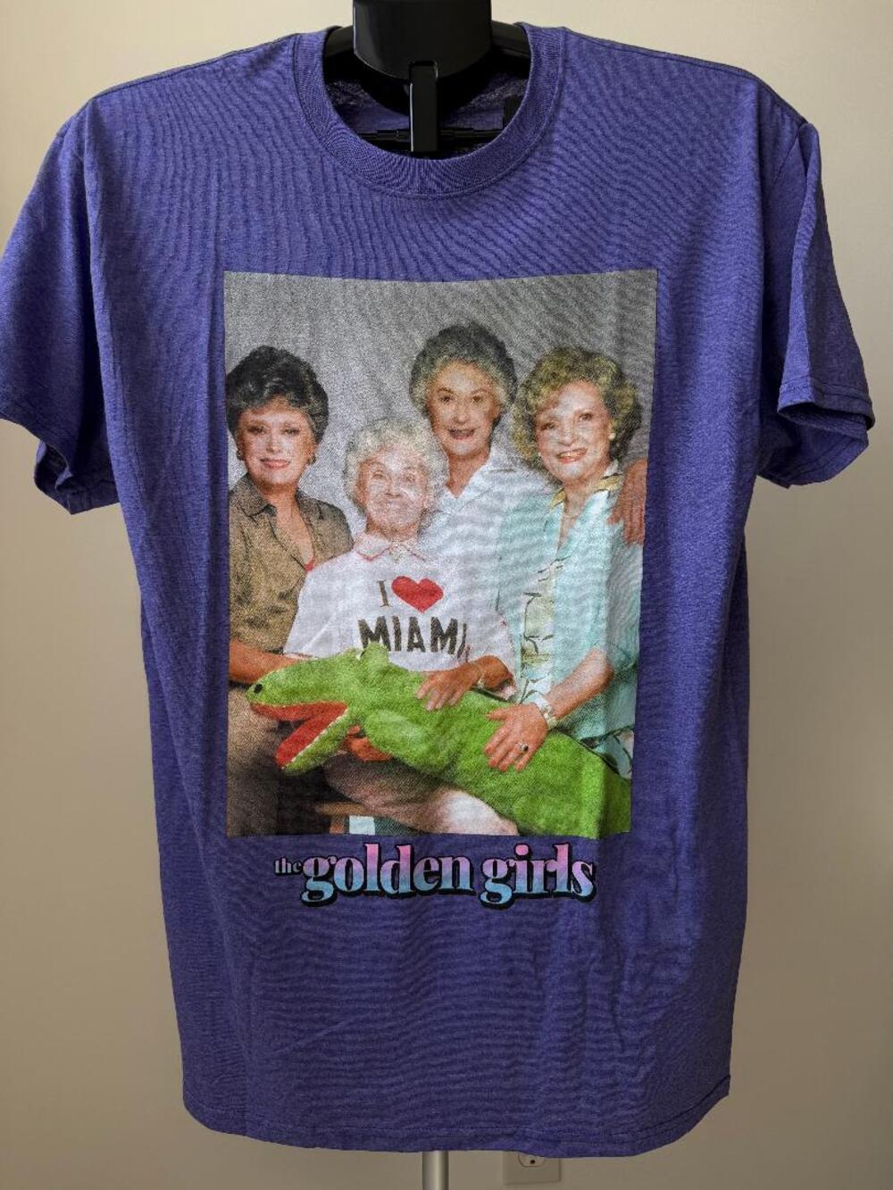 BIOWORLD THE GOLDEN GIRLS UNISEX SIZE MEDIUM PURPLE